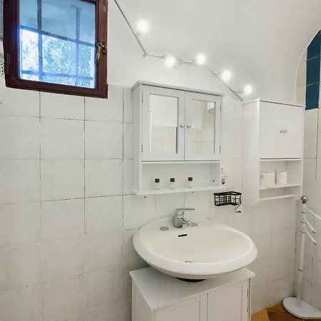 Garden Loft In *